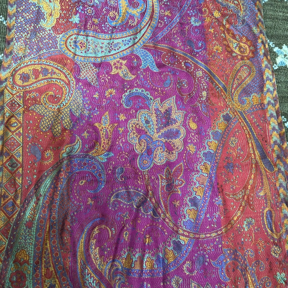 Scarf - Picture 2 of 2